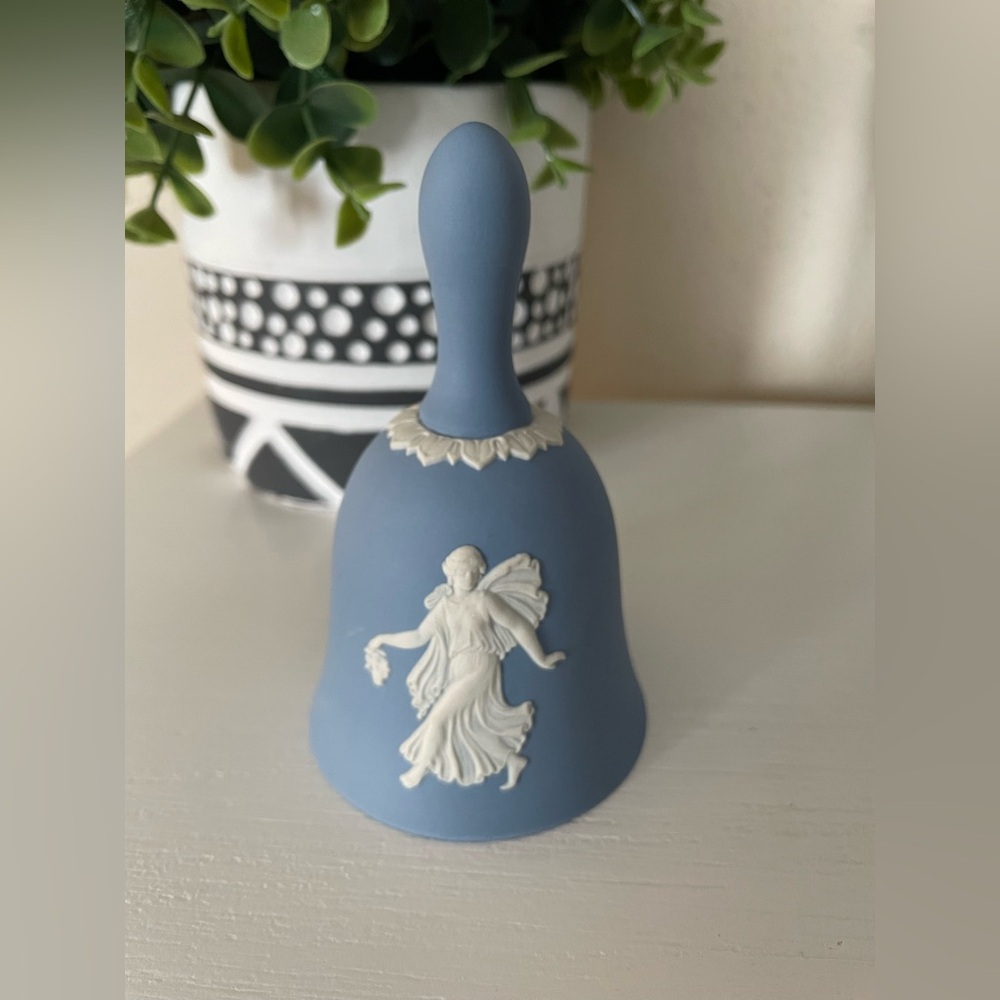 Vintage Wedgwood Blue Jasperware Decorative Bell Dancing Hour The Danbury Mint